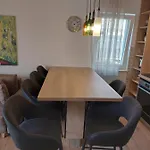 Vini 아파트 *