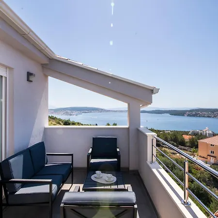 Vini Apartament Donji Seget