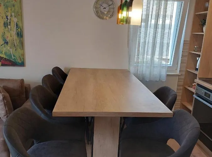 Vini Appartement *